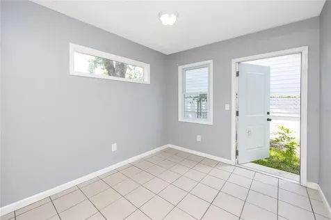 2439 15th Avenue N St Petersburg FL 33713