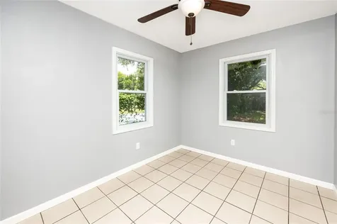 2439 15th Avenue N St Petersburg FL 33713