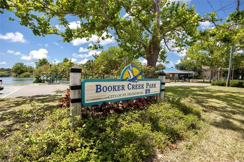 2439 15th Avenue N St Petersburg FL 33713