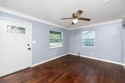 2439 15th Avenue N St Petersburg FL 33713