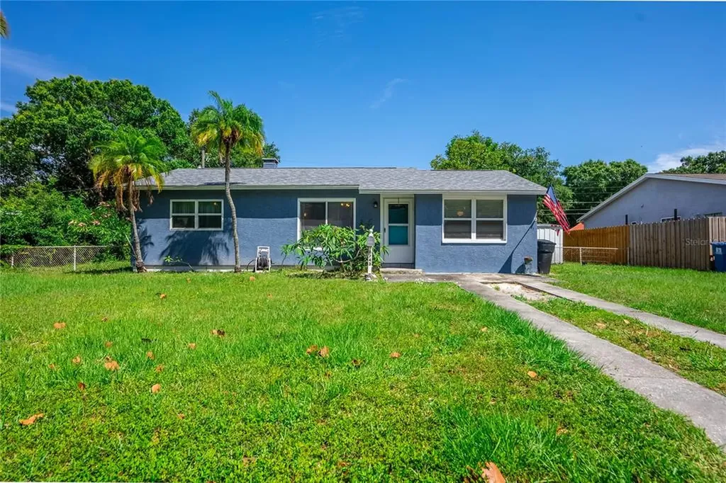 6743 Orchard Drive N St Petersburg FL 33702