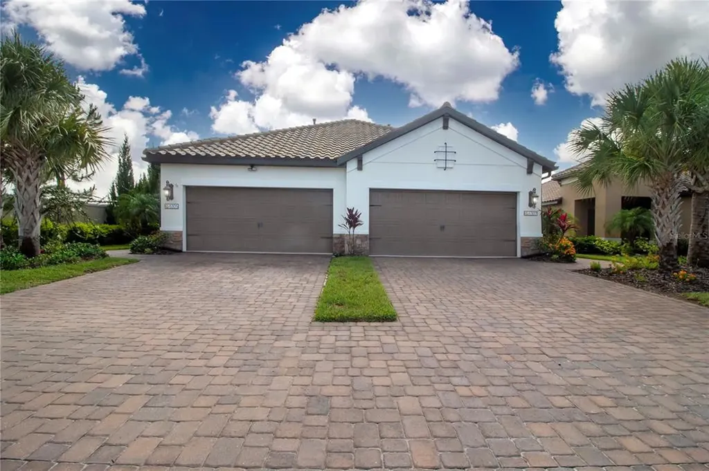 6305 Positano Court Sarasota FL 34243