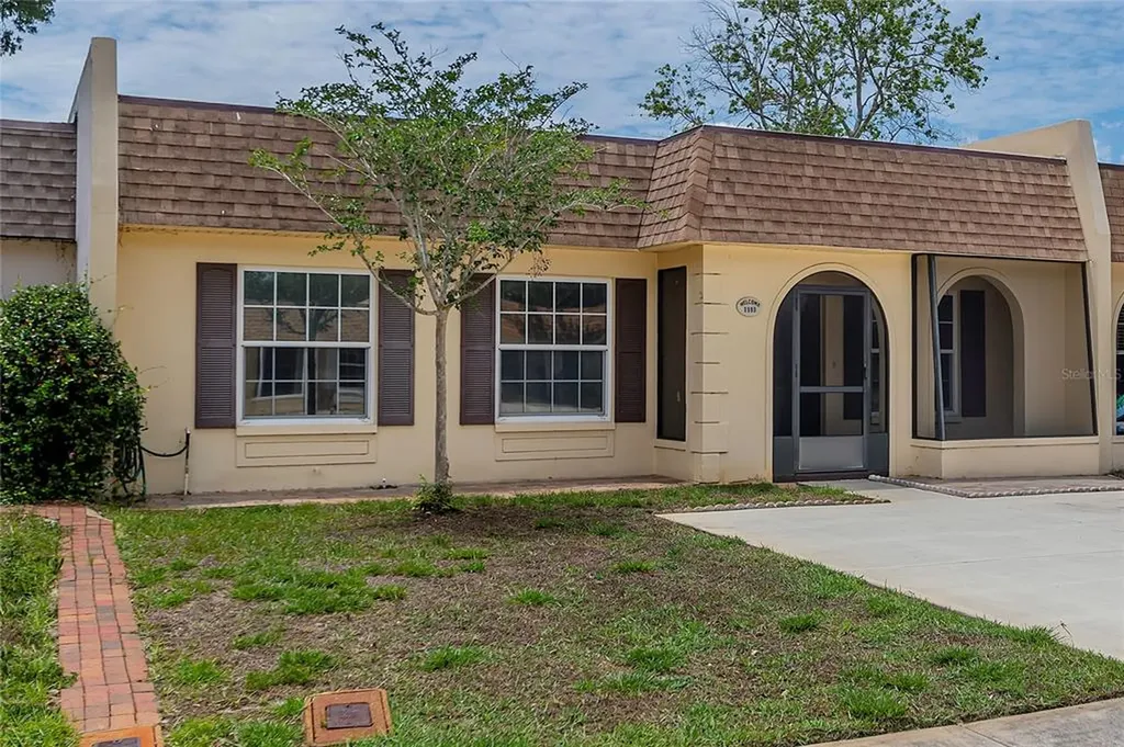 9980 84th Way Seminole FL 33777
