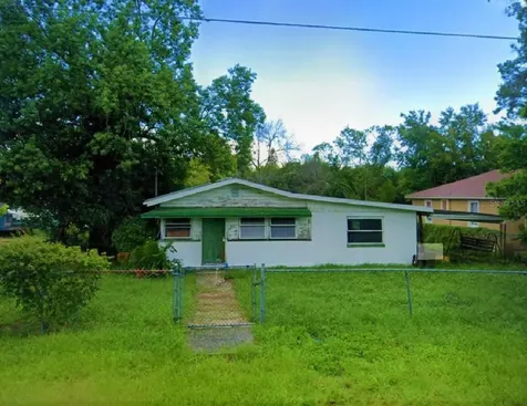 311 James Avenue Auburndale FL 33823