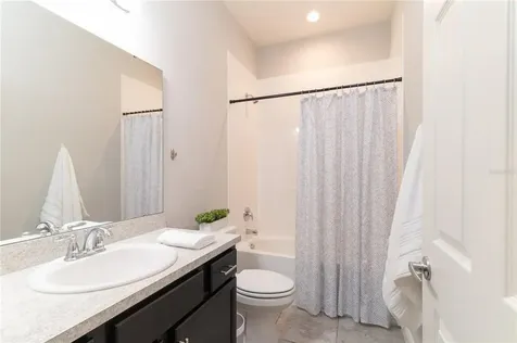 1548 Hollow Tree Court Lakeland FL 33811