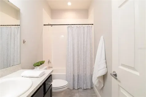 1548 Hollow Tree Court Lakeland FL 33811