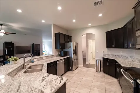 1548 Hollow Tree Court Lakeland FL 33811