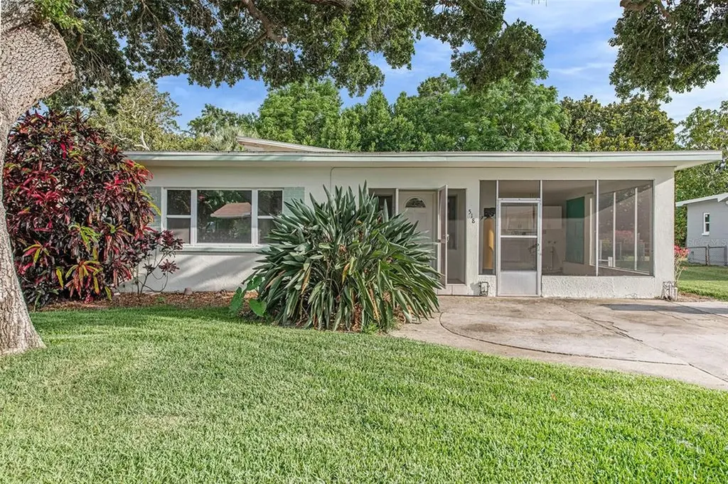 518 63rd Avenue S St Petersburg FL 33705
