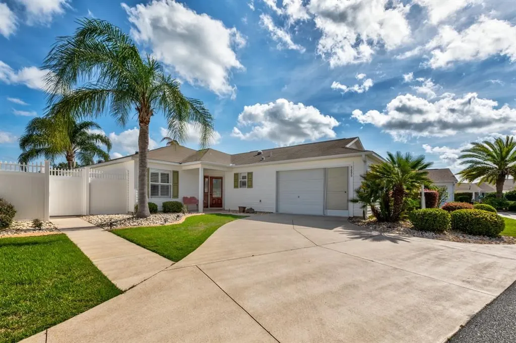 1695 Beatrice Way The Villages FL 32162