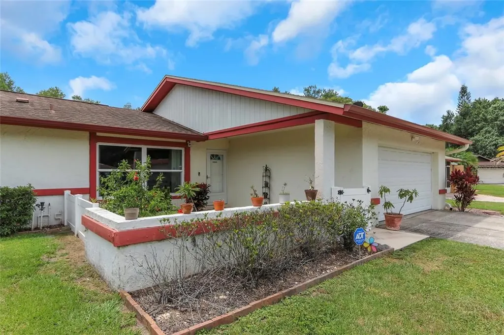 13907 Bittersweet Way Tampa FL 33625