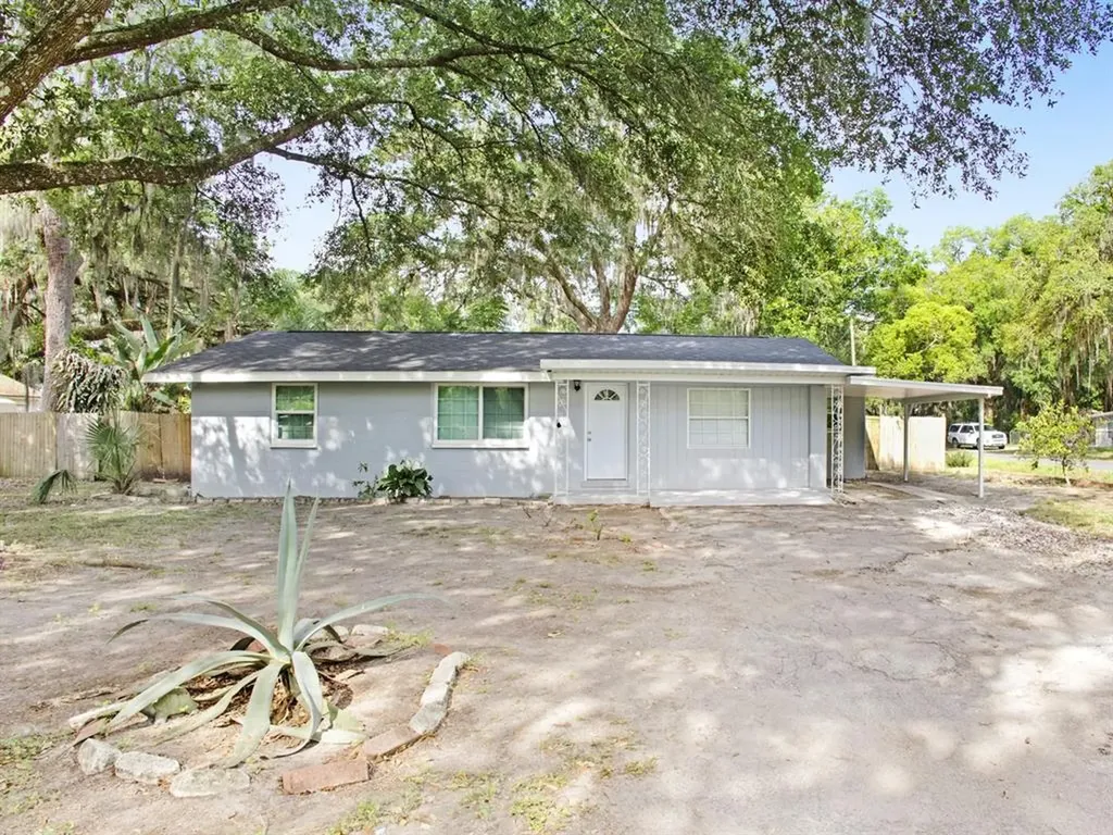 5219 3rd Street Zephyrhills FL 33542