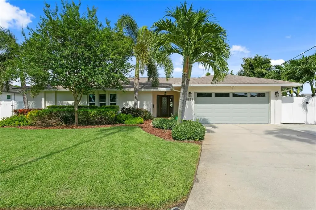 5551 Bayou Grande Boulevard NE St Petersburg FL 33703