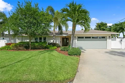 5551 Bayou Grande Boulevard NE St Petersburg FL 33703