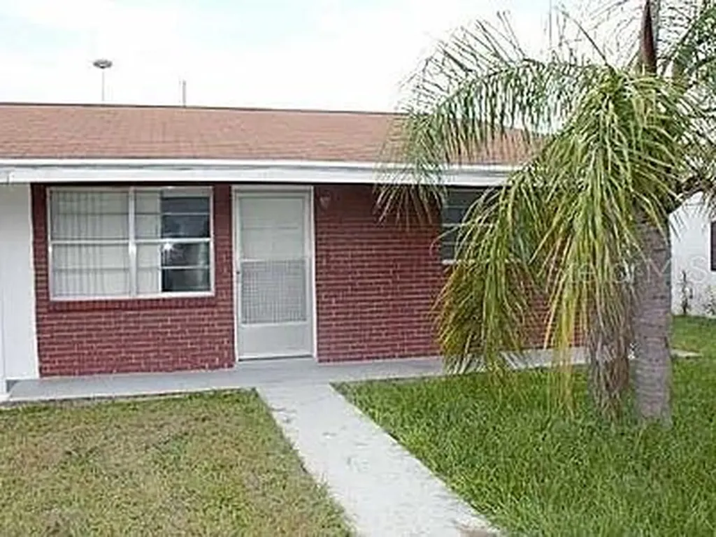 1405 N Lake Avenue Avon Park FL 33825