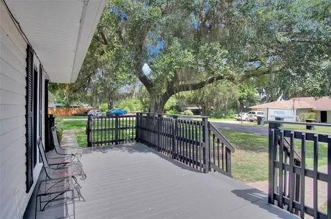 131 Lakeview Drive Auburndale FL 33823