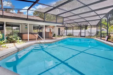131 Lakeview Drive Auburndale FL 33823