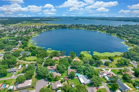 131 Lakeview Drive Auburndale FL 33823