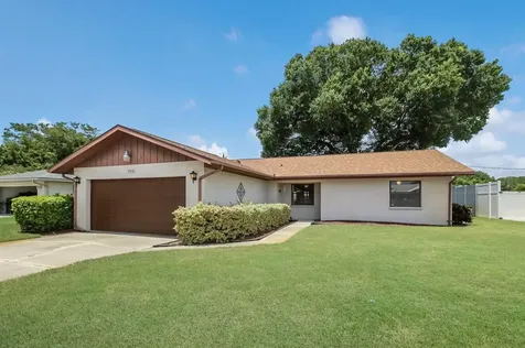 5506 3rd Avenue Plaza W Bradenton FL 34209