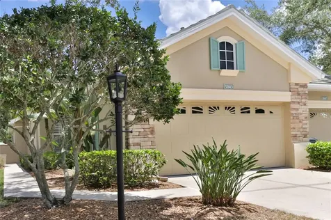 5043 Lakescene Place Sarasota FL 34243