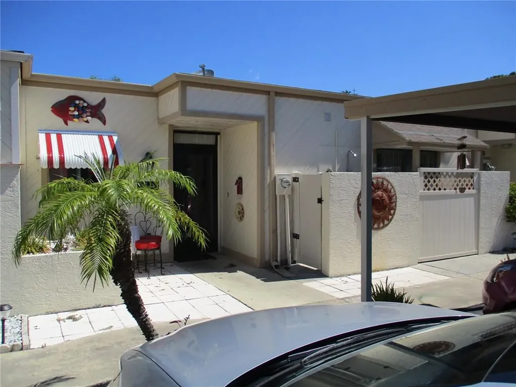 4327 Sussex Street Holiday FL 34691