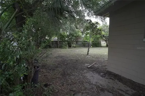 1852 N Powers Drive Orlando FL 32818