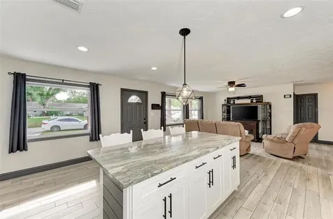 5408 Avila Avenue Sarasota FL 34235