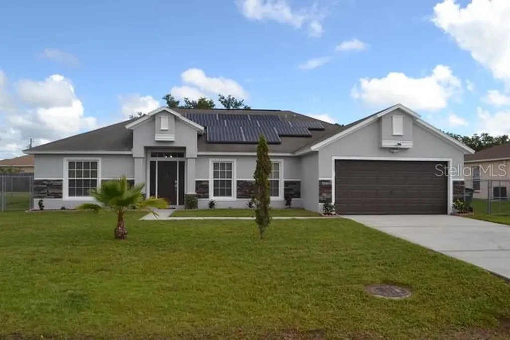 562 Hummingbird Court Kissimmee FL 34759