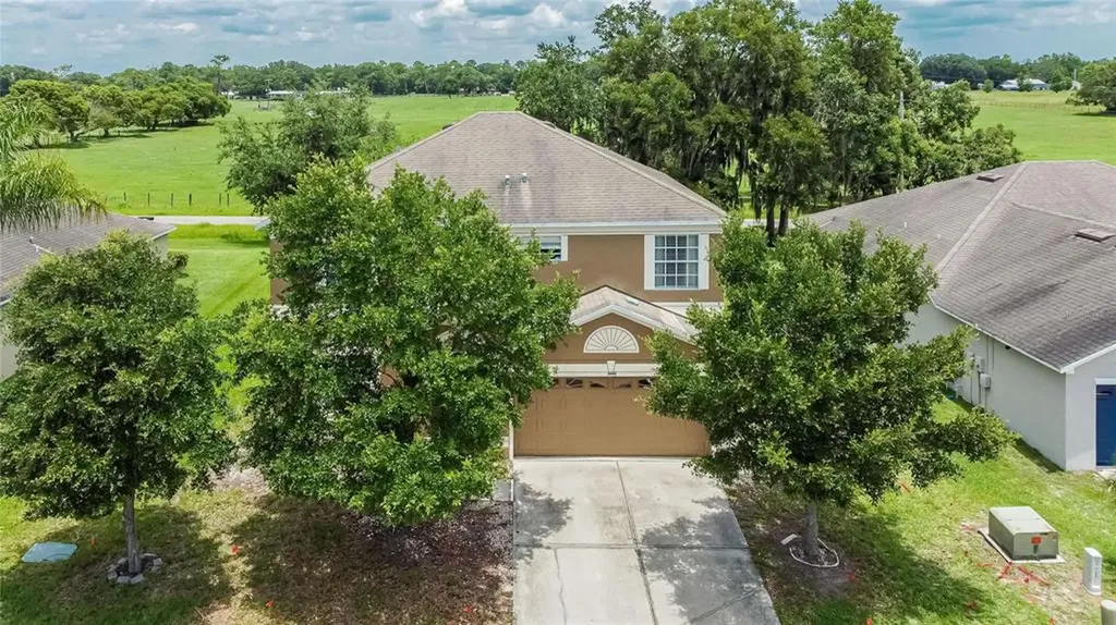 2431 Hamlet Circle Lakeland FL 33810