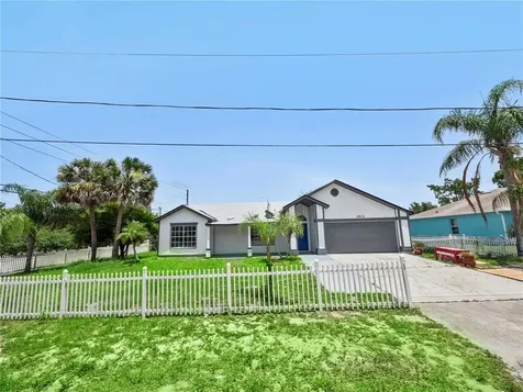 1902 Paragon Street Deltona FL 32738