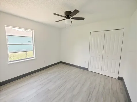 1902 Paragon Street Deltona FL 32738