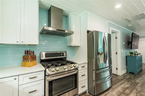 5975 6th Avenue S St Petersburg FL 33707
