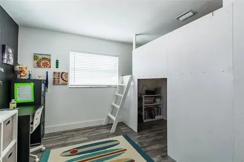 5975 6th Avenue S St Petersburg FL 33707