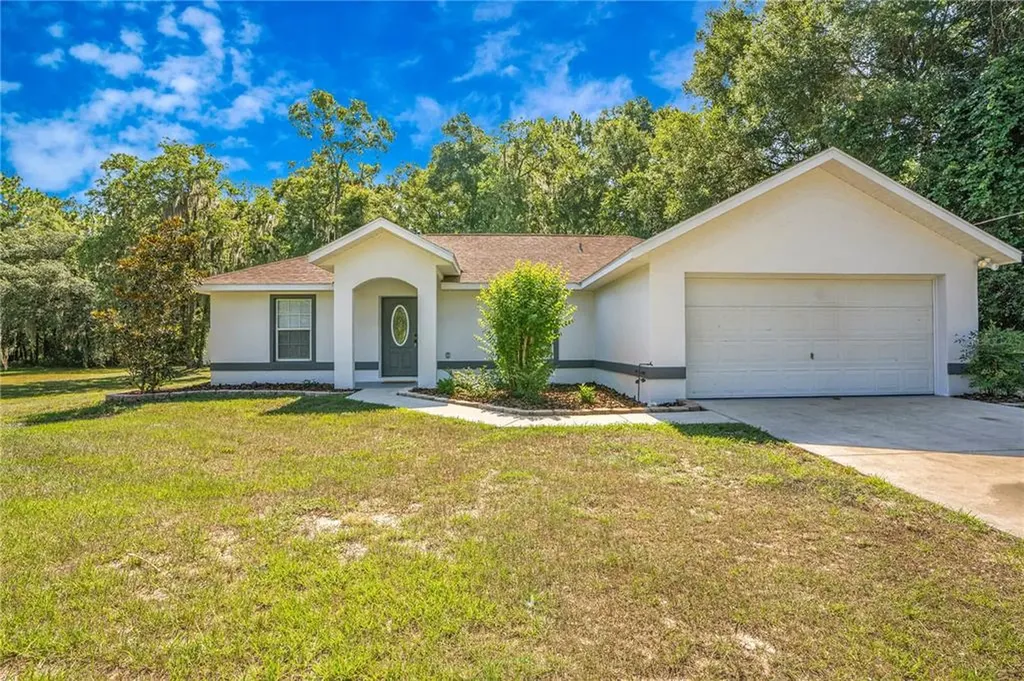 13765 SE 102nd Court Belleview FL 34420