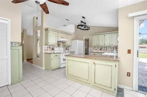 1527 Legend Court Deltona FL 32738