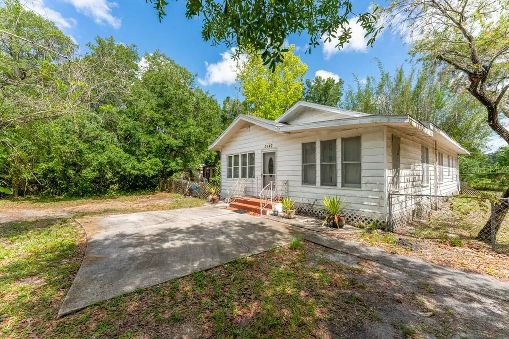 3147 44th Street Sarasota FL 34234
