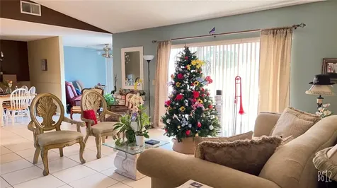 100 Luca Lane Kissimmee FL 34743