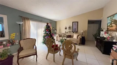 100 Luca Lane Kissimmee FL 34743