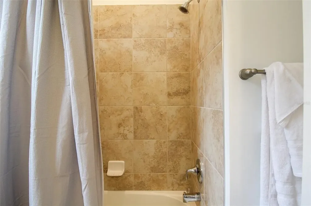 16106 Tradewind Terrace Bradenton FL 34211