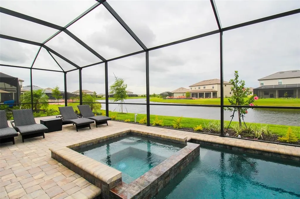16106 Tradewind Terrace Bradenton FL 34211