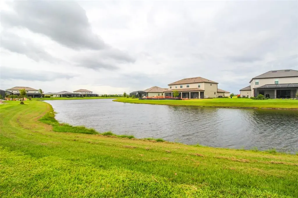 16106 Tradewind Terrace Bradenton FL 34211