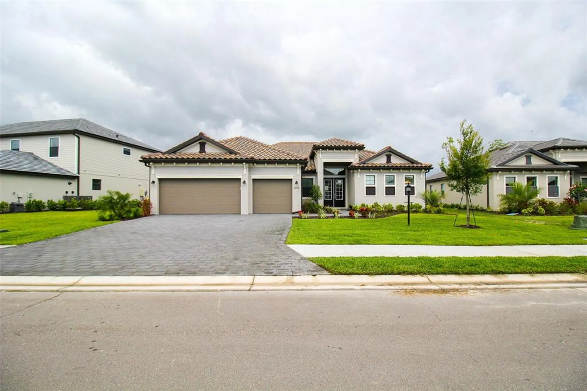 16106 Tradewind Terrace Bradenton FL 34211