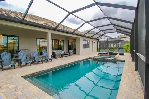 16106 Tradewind Terrace Bradenton FL 34211