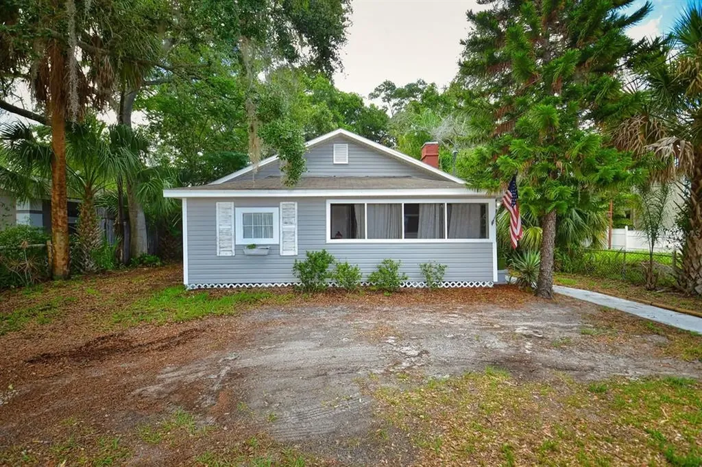 572 5th Avenue N Safety Harbor FL 34695