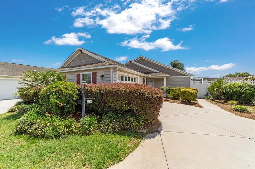 1781 Kingfisher Court The Villages FL 32162