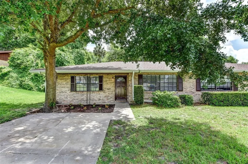 1524 S Boundary Street Deland FL 32720