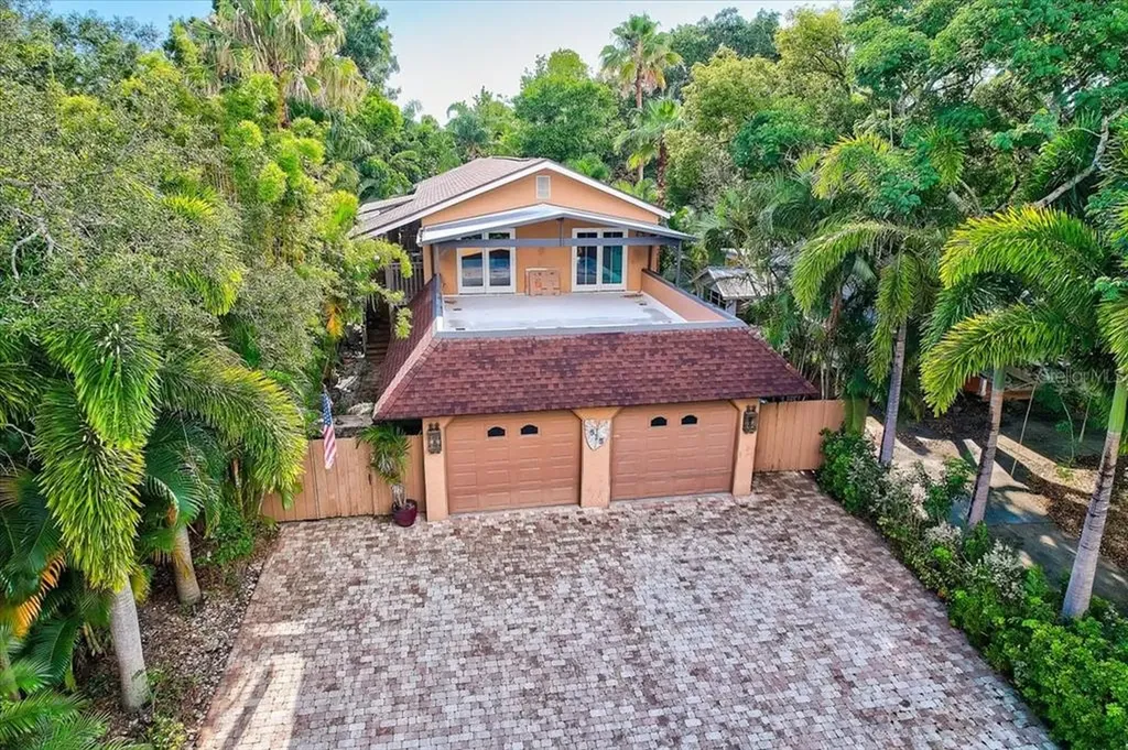 515 Orange Street Palm Harbor FL 34683