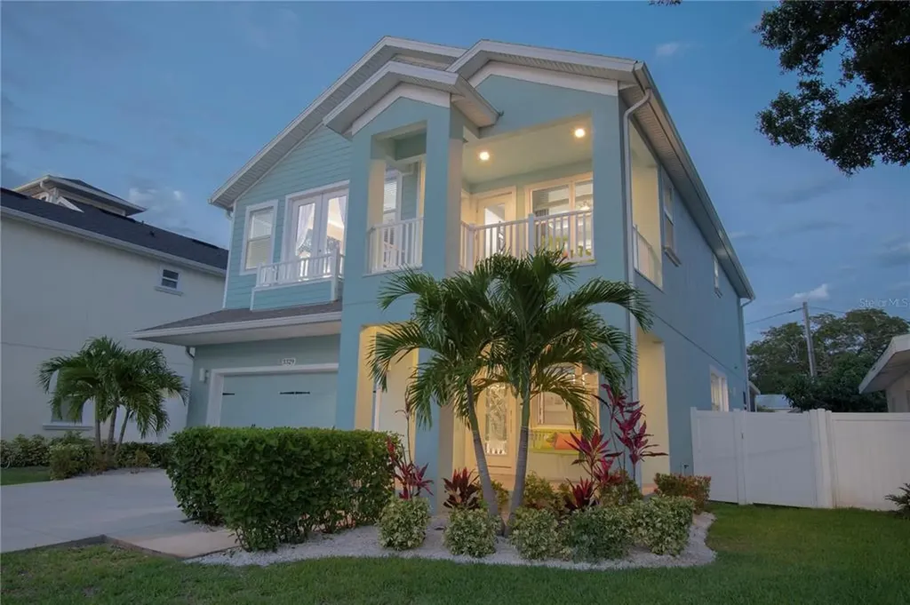 3329 Boca Ciega Drive N St Petersburg FL 33710