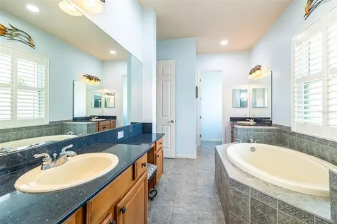 5023 Lake Toscana Drive Wimauma FL 33598