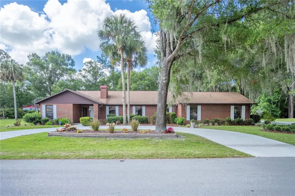 11895 E Blue Cove Drive Dunnellon FL 34432