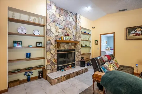 88 Oak Village Boulevard Homosassa FL 34446
